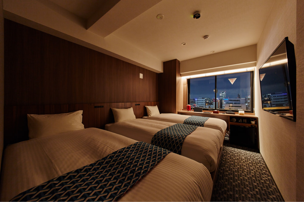 淺草站前阿曼內克酒店。