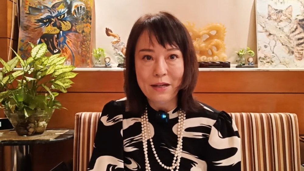 翁靜晶日前在其YouTube頻道「危險人物2.0」，公開三宗「尋人啟事」