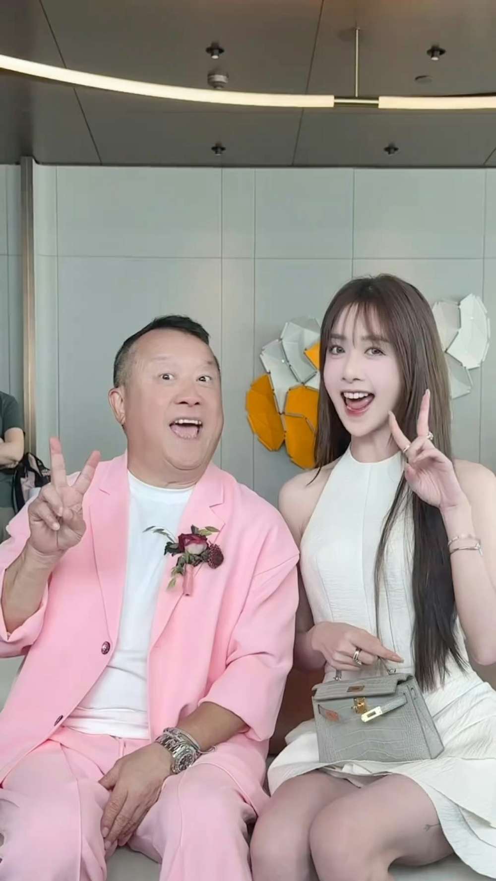 三隻羊女主播卓仕琳