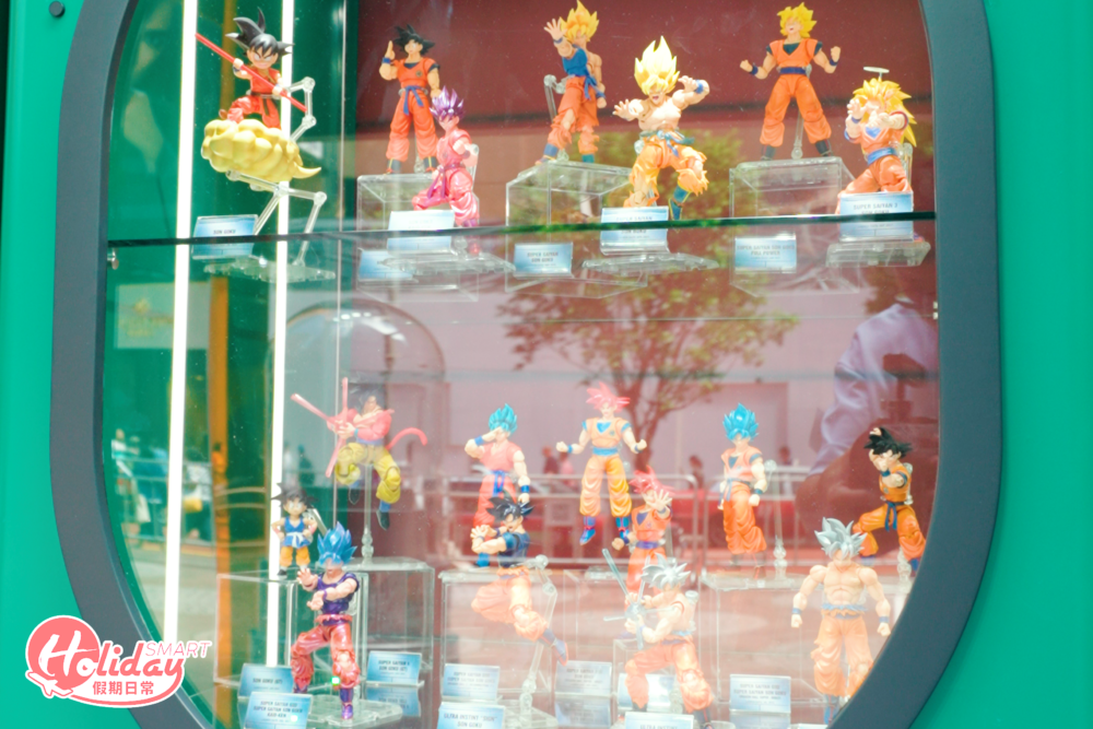 龍珠打卡區 各款figure