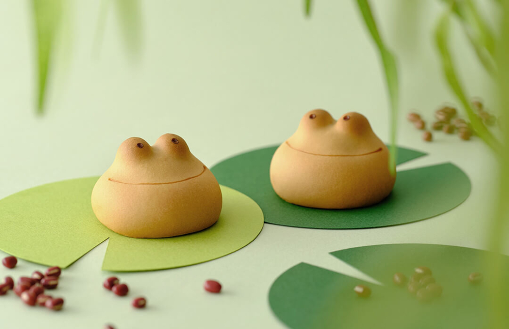 青柳總本家:青蛙饅頭。