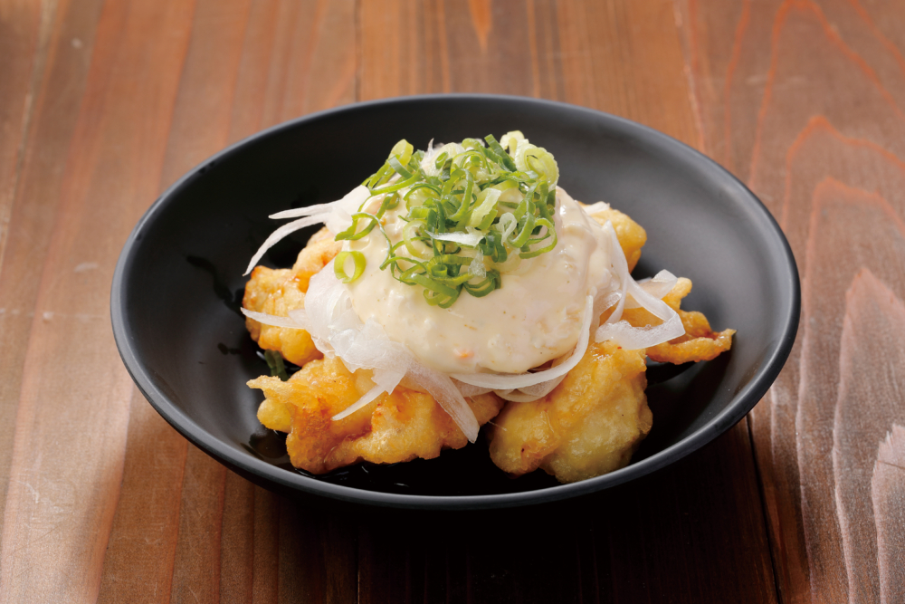 亦提供多款前菜、炸物、小食、特色手工料理、飯麵類,以及經典甜品。