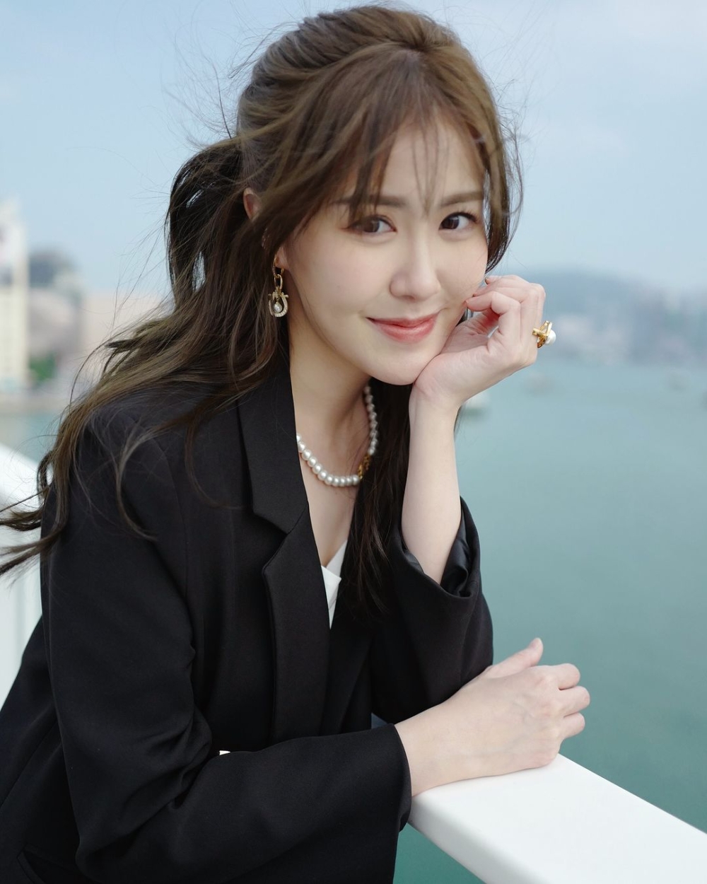 劉佩玥（Moon）六年前跟周志文被爆約會後，二人雖然未有認戀，但多年來卻被外界視為一對