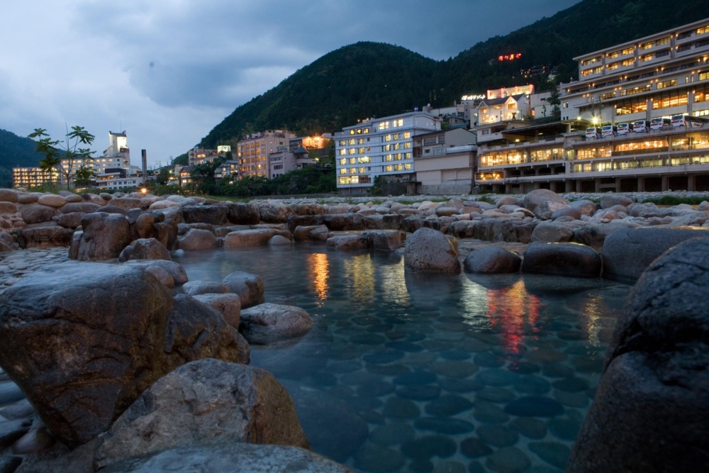 名古屋下呂溫泉。