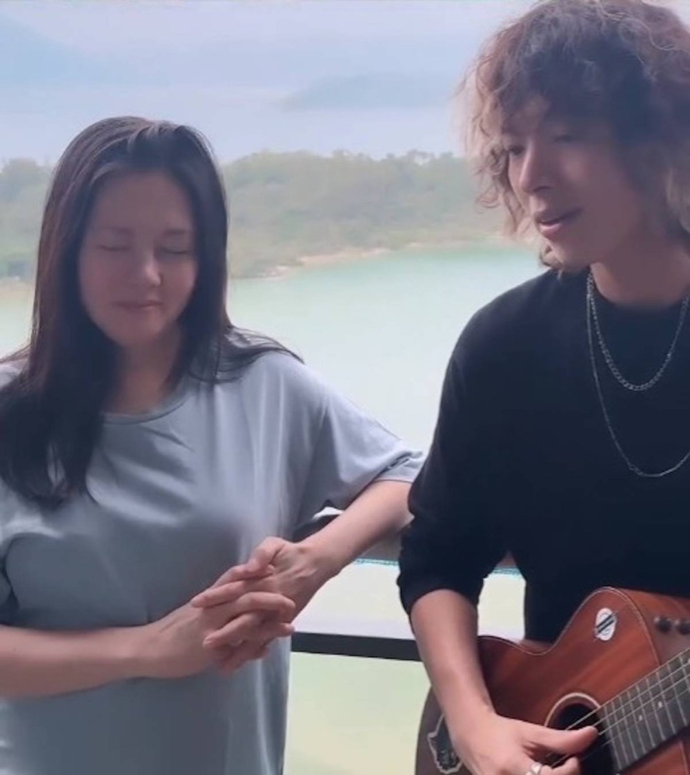 李麗珍自己也會參與其中。