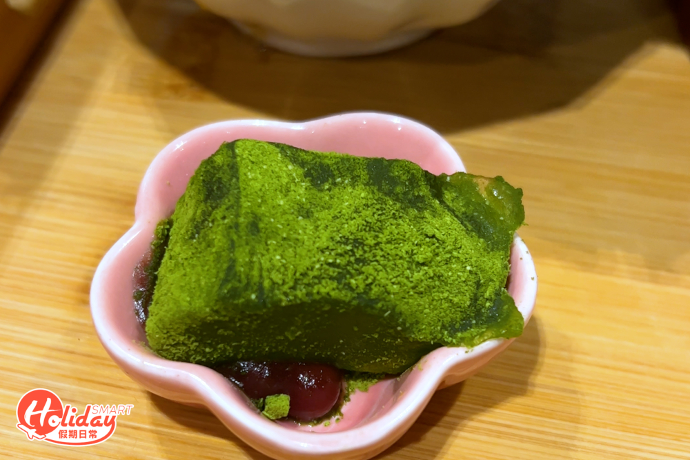 抹茶蕨餅。
