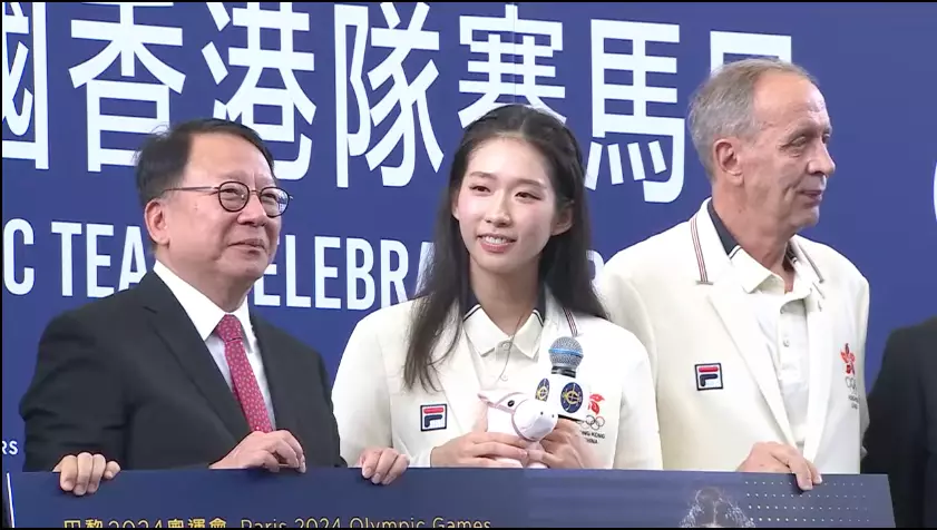 江旻憓訪問談到自己投身職場約兩個月的體會