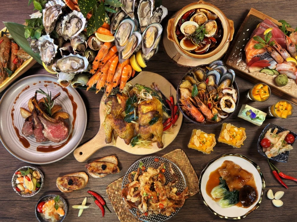 8度海逸酒店：4人同行壽星半價。