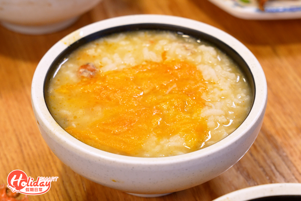 入秋最好就是來一碗熱辣辣的生滾蟹粥食