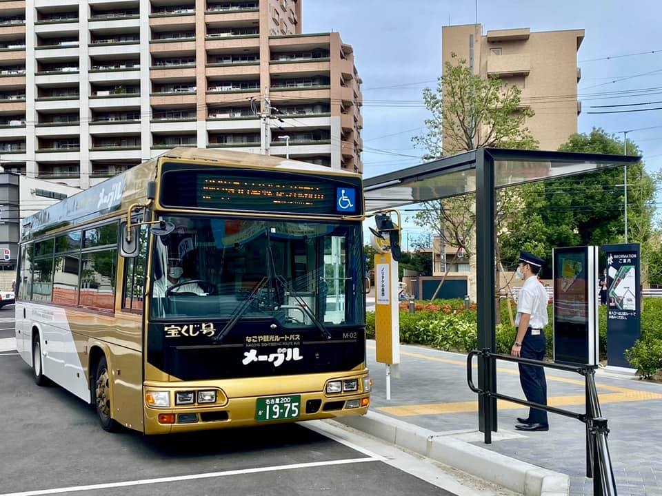 觀光巴士「Me~guru」。