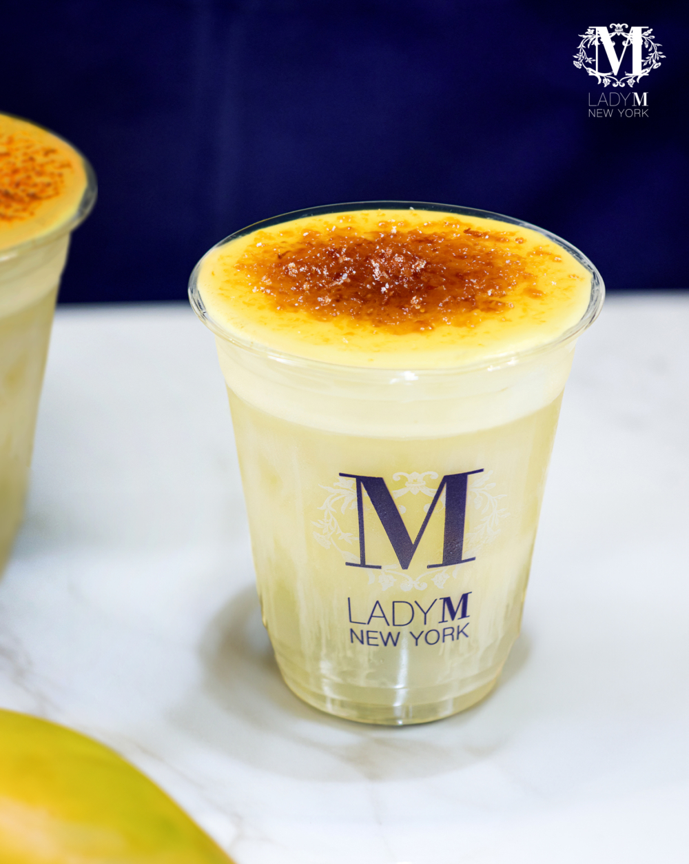 品嚐飲品的多層次口感。