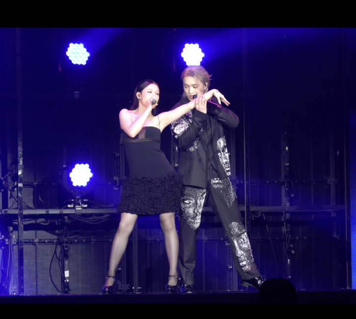 不過在演唱會過後，他們兩人的表演就引起了大批網友熱烈討論