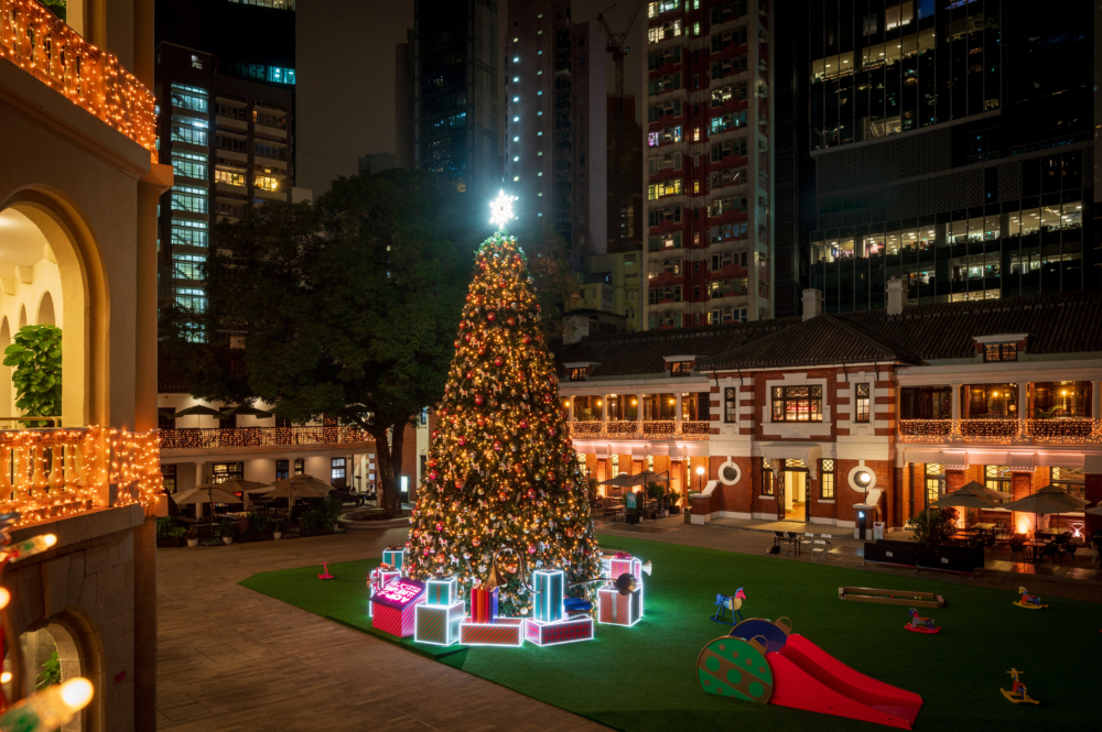 中心將矗立一棵高達12米的聖誕樹！