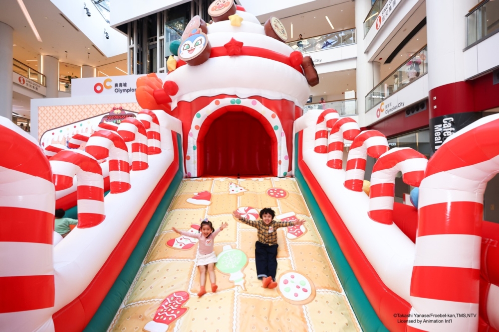 繽紛聖誕蛋糕滑梯！