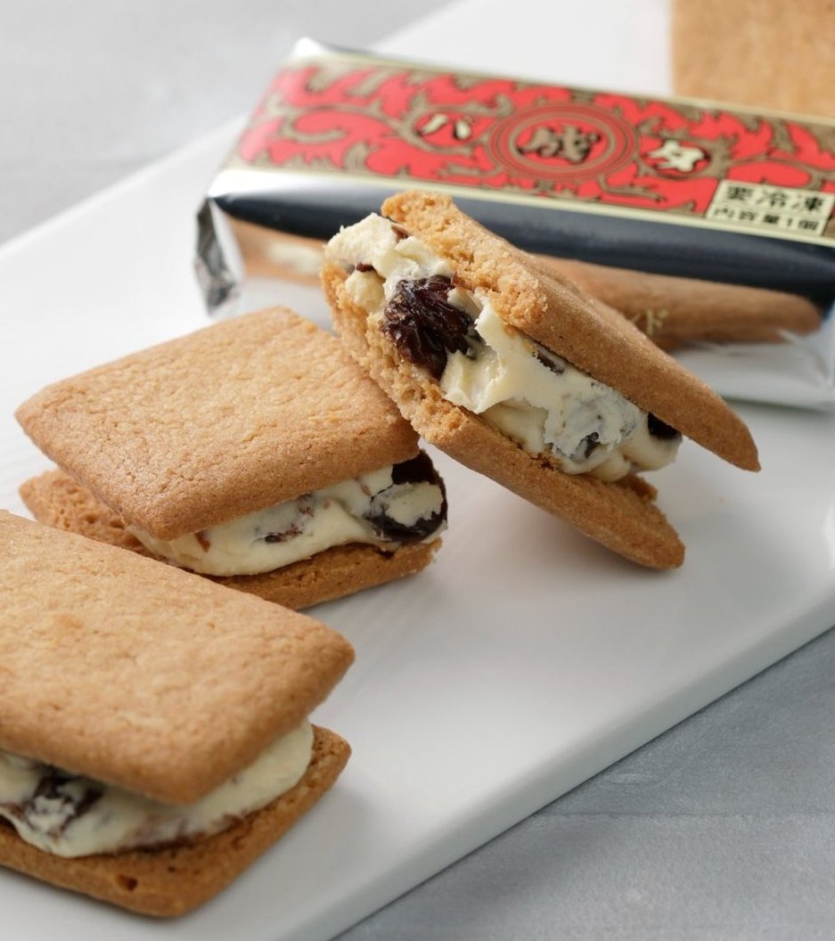 六花亭：葡萄奶油夾心餅乾。