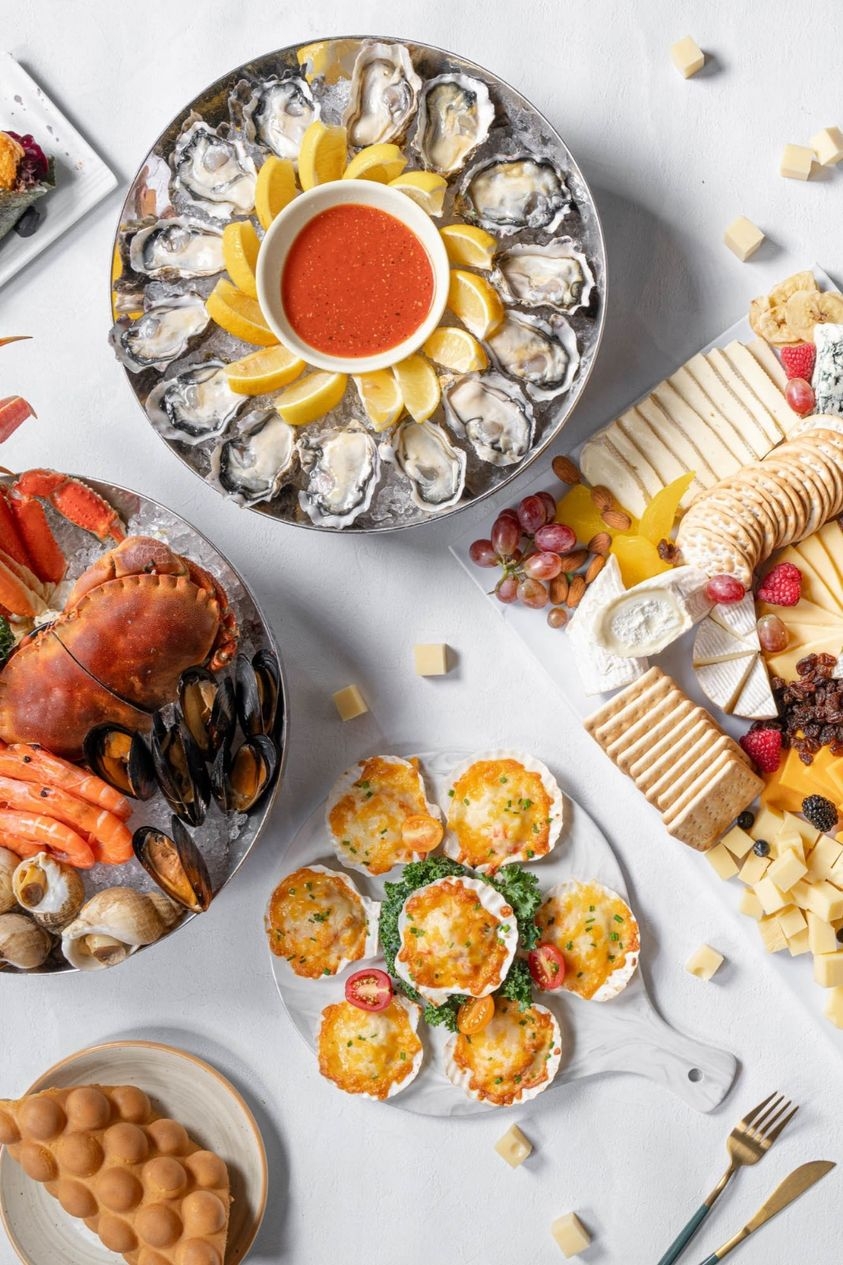 香港康得思酒店：「秋祭芝味海鮮盛宴」自助餐。