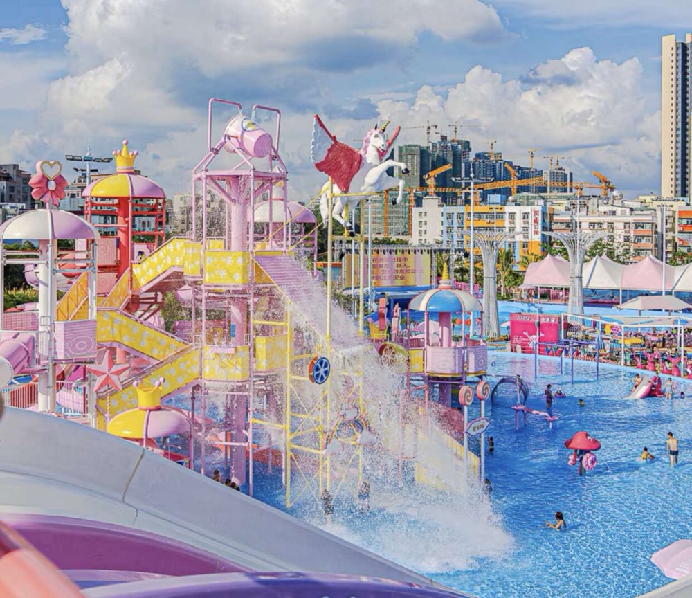 整個樂園充滿色彩繽紛，打卡一流！