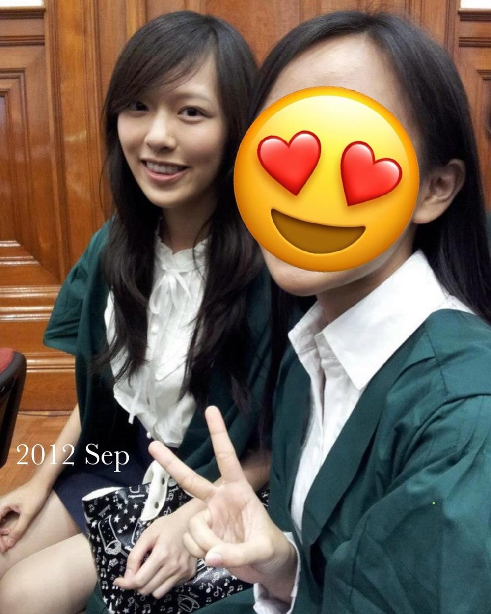 馮盈盈亦有曬出自己在2012年初入大學時的舊照