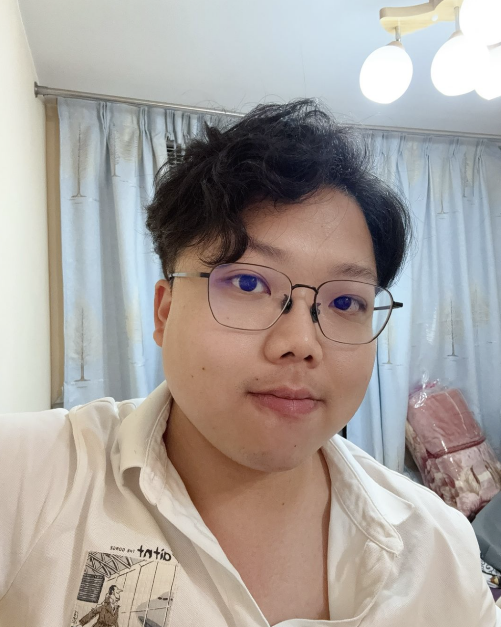 Maggie︰「外表Baby Face是頗可愛，但我更喜歡擁有古銅色肌膚的陽光男孩」