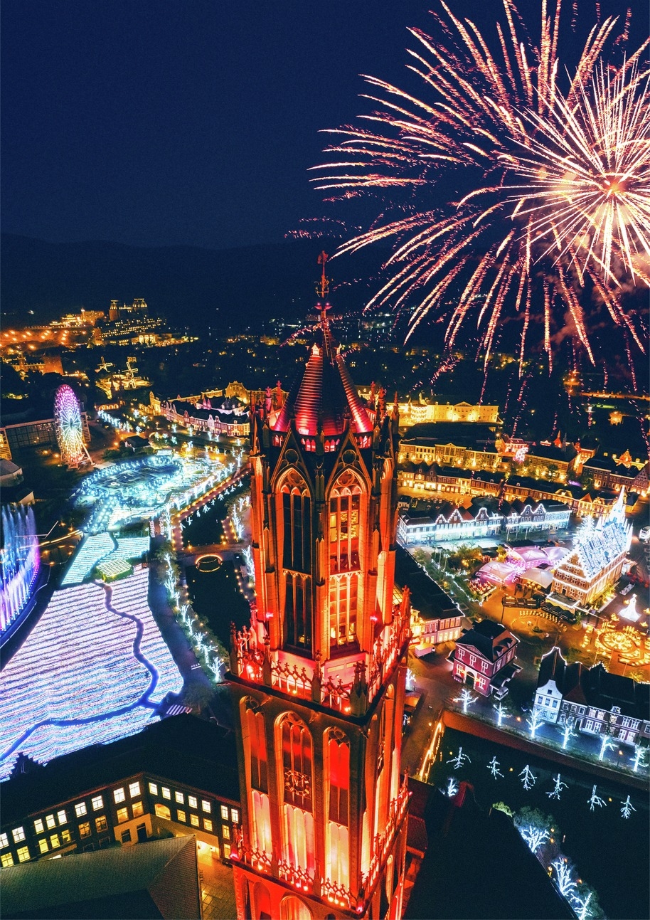 位於九州長崎的豪斯登堡，是日本最大的遊樂園！