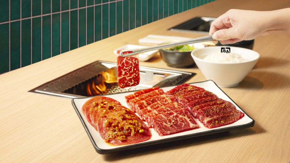 日本No.1燒肉店牛角的副線品牌「牛角J」正式登陸在啟德體育園啟德零售館2!