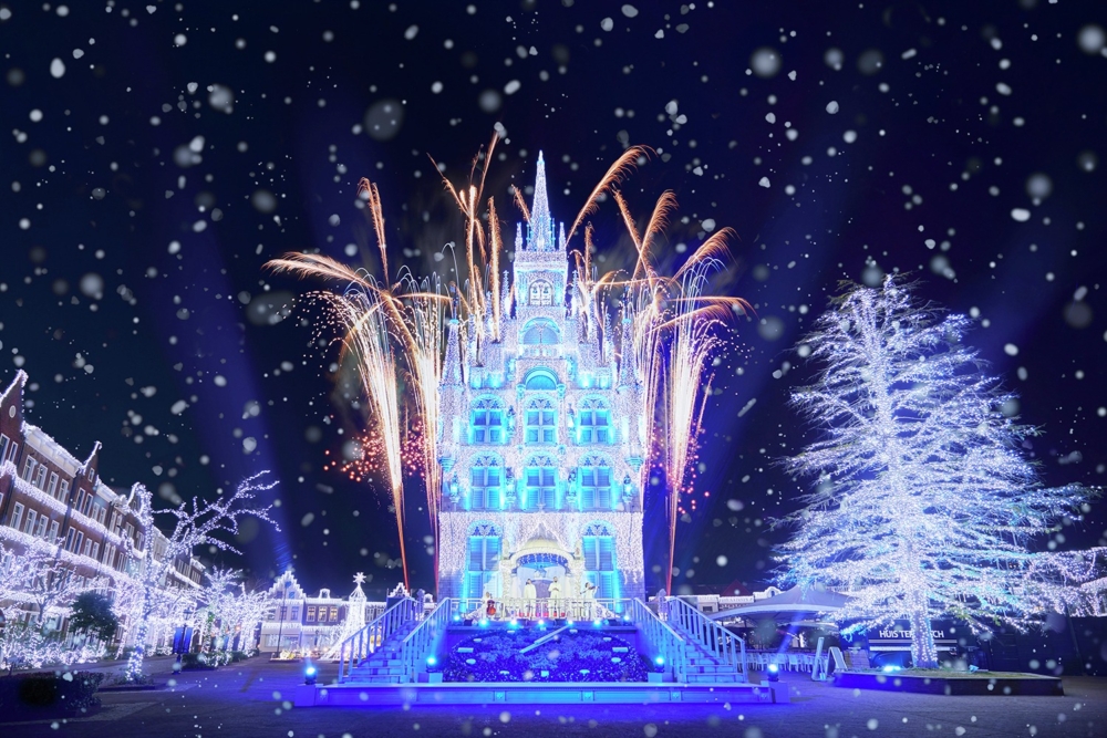 超震撼的點燈儀式「奇幻雪夜秀」！