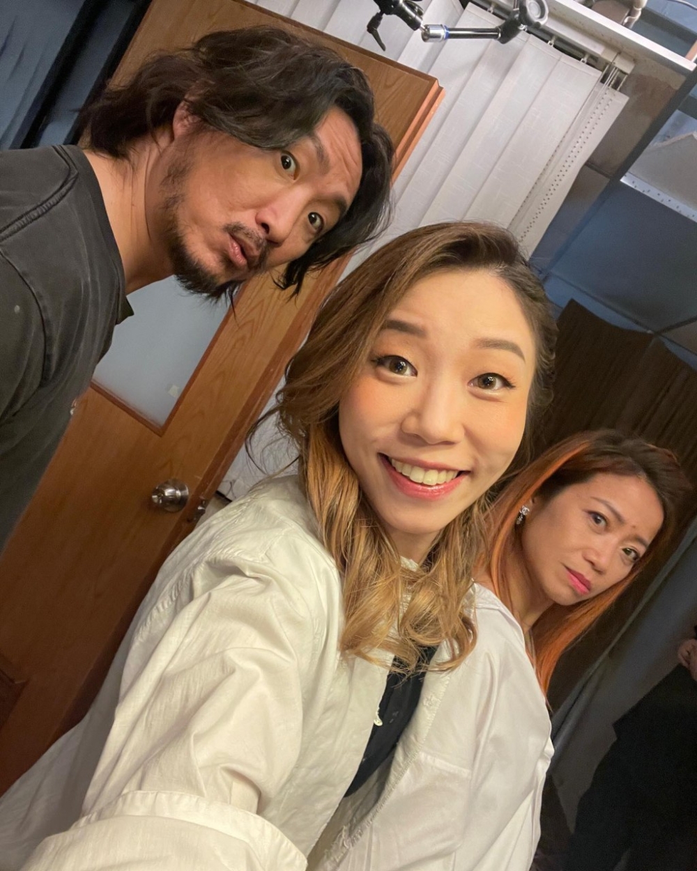 鄭中基指對方「工作及道德操守有問題」而宣佈與「機動電視台RTV」終止合作