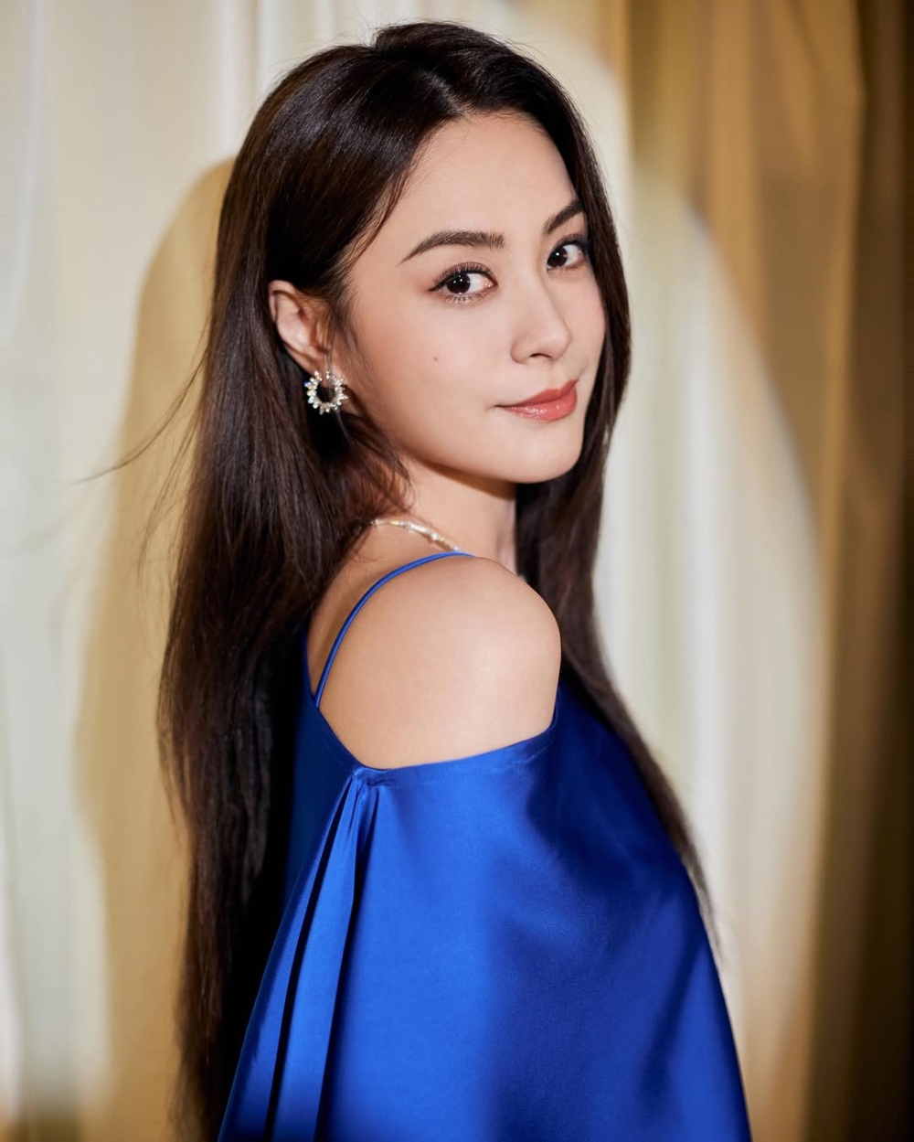 余衍隆之前曾被控訴，傳聞一個以他為首的詐騙集團曾以直播方式，詐騙Q小姐和其餘兩位直播女觀眾共800萬人民幣