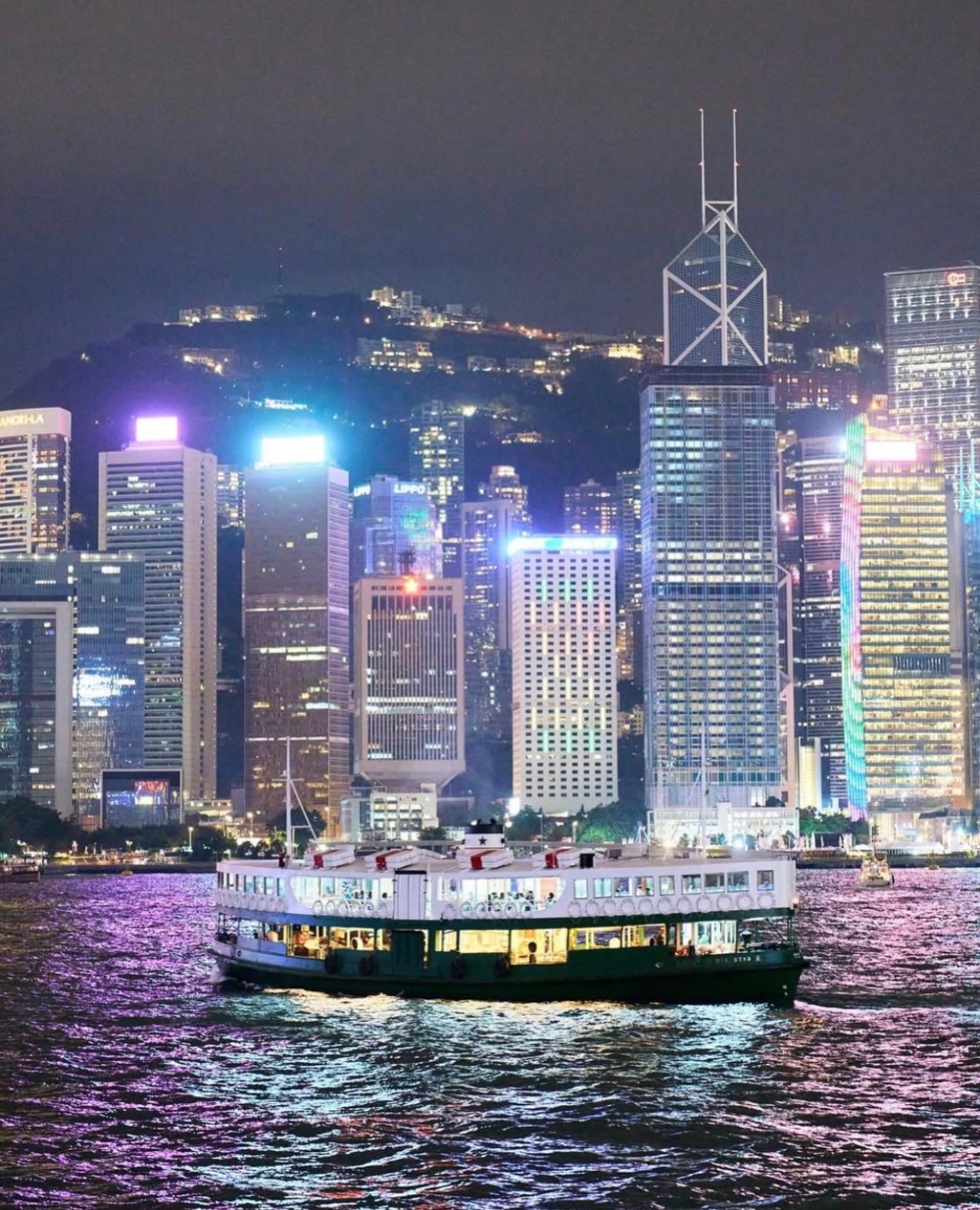 為了應付人流，天星小輪於12月31日除夕沒有安排提供延長服務。