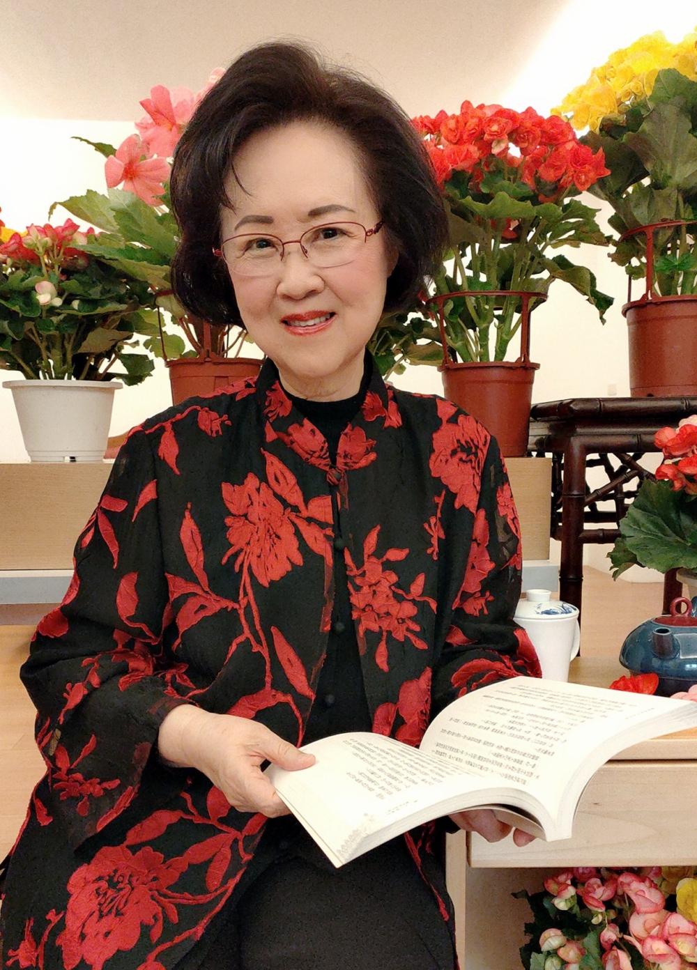 昨日（4日）瓊瑤竟突然傳出死訊，據台媒報道，瓊瑤63歲兒子表示，母親留有遺書