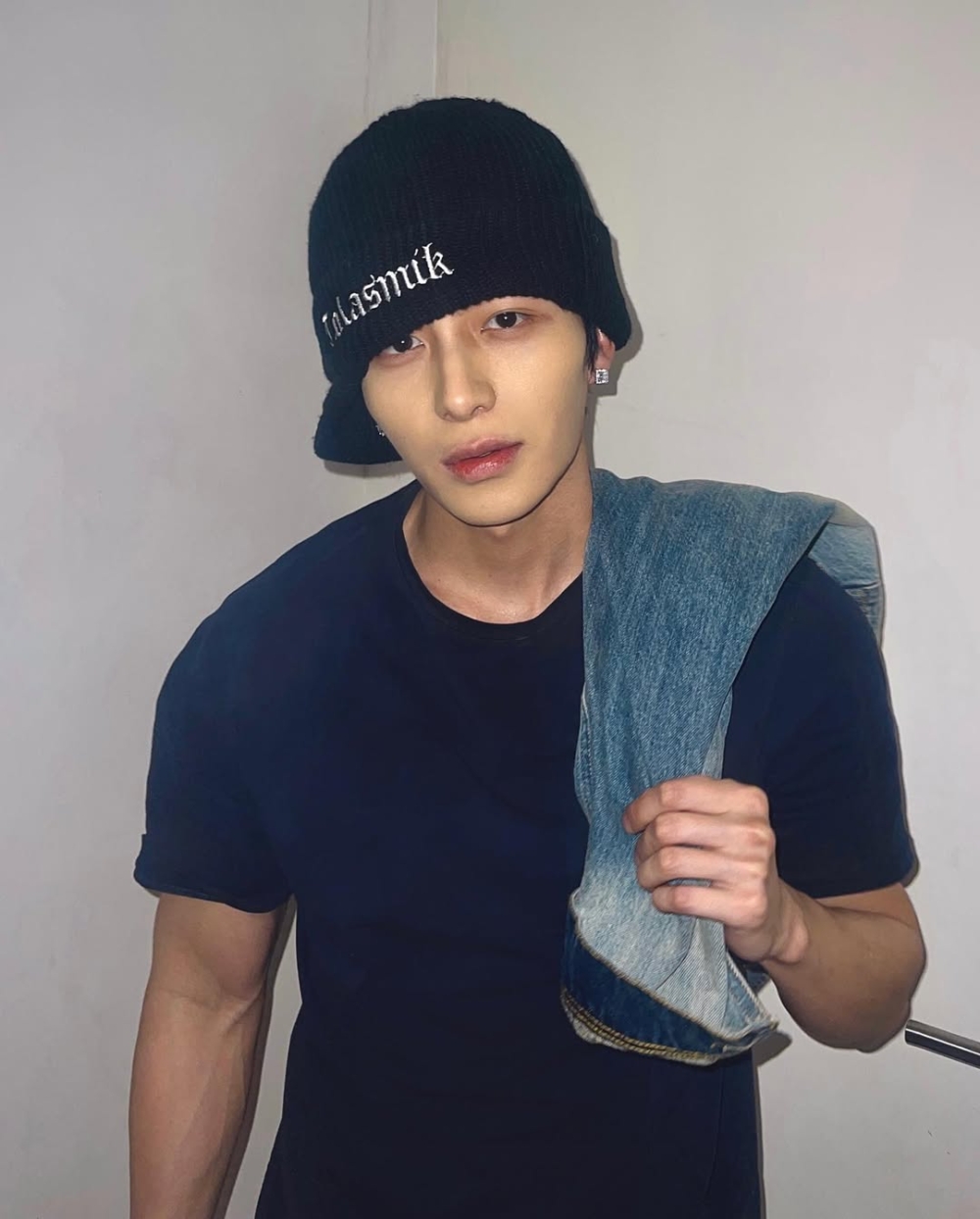 Q女士亦被指原來是Twins粉絲，這次對話截圖曝光亦很有可能是余衍隆投其所好