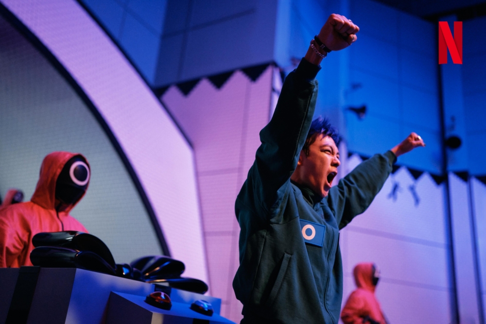 T.O.P崔勝鉉飾演玩家「230號」Thanos。