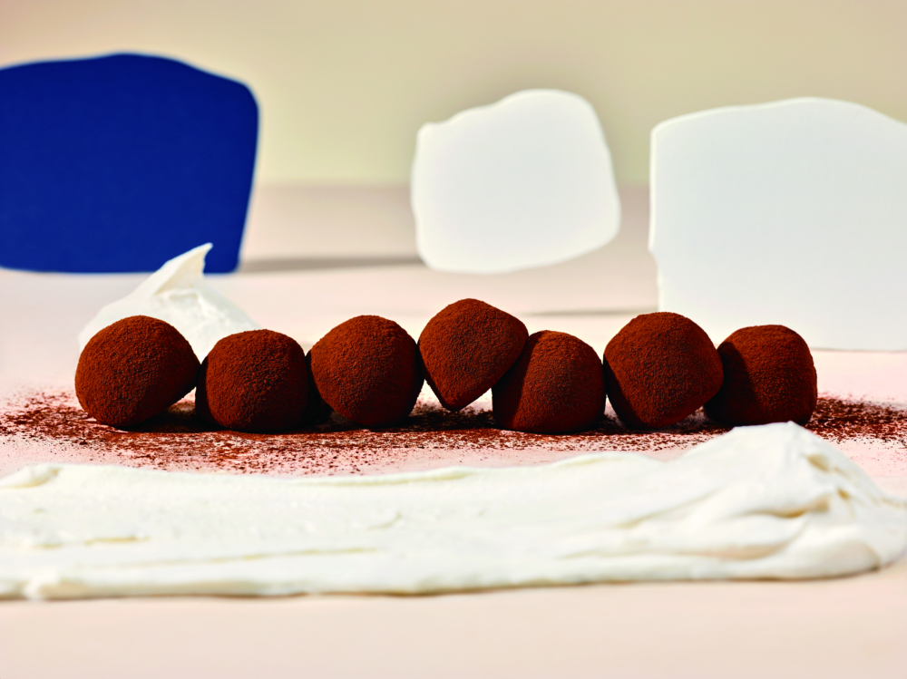 SNOWBALL 雪球生松露朱古力