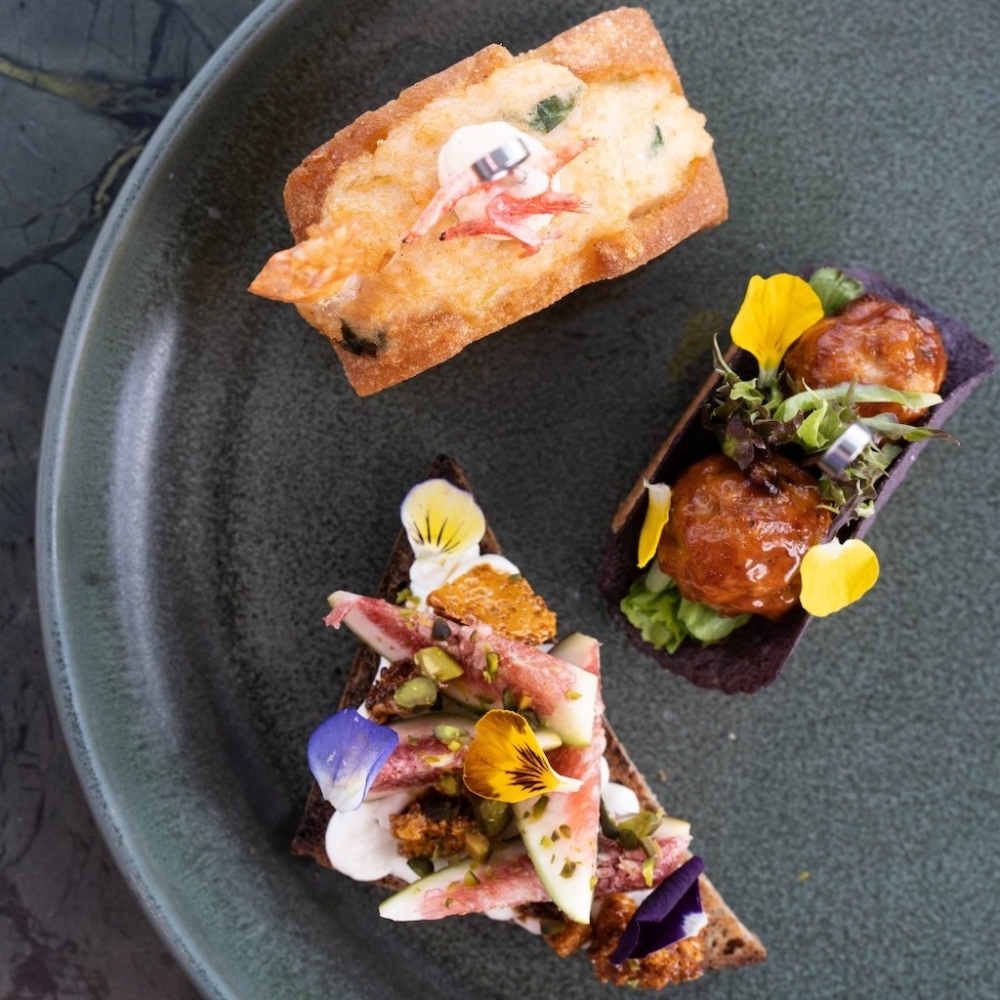 香港機場美食推介10｜INTERVALS 天際酒吧及餐廳