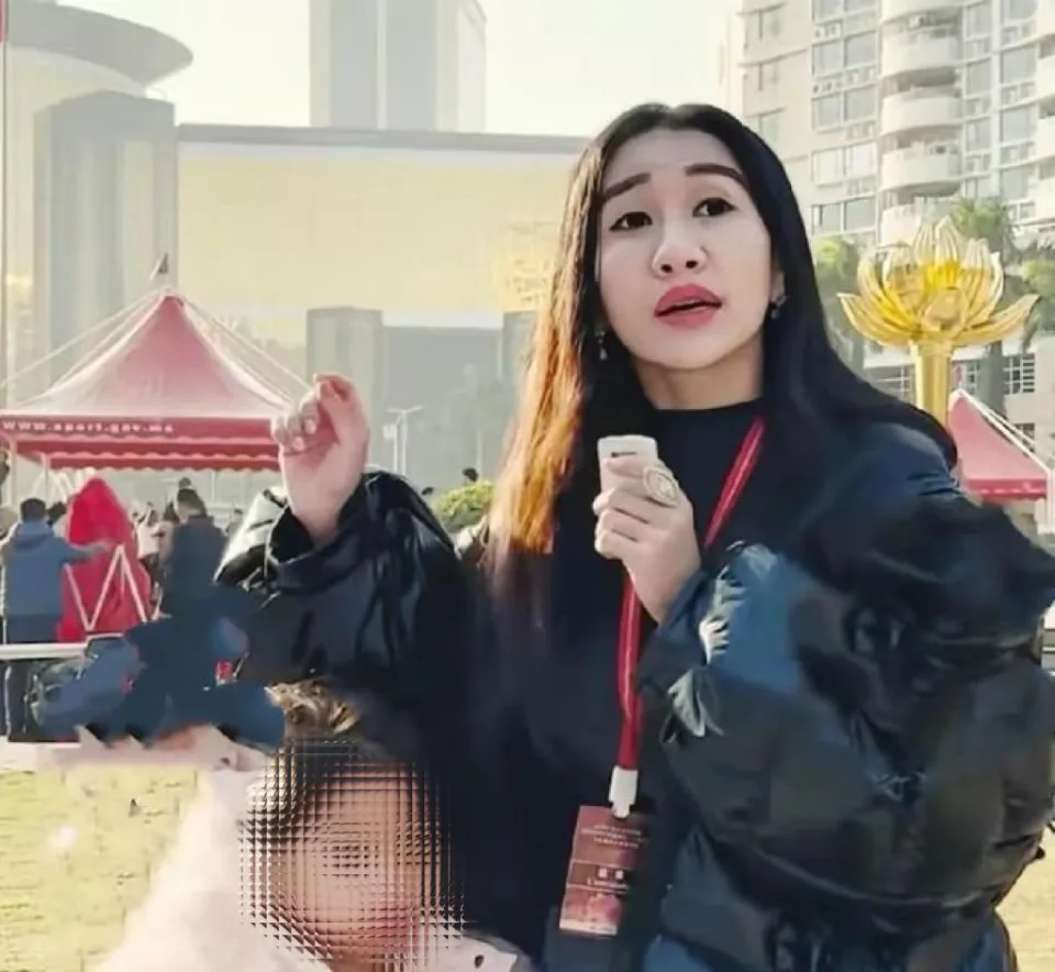 何超盈暴瘦的身形仍然受到不少網友的關注,指她一次瘦過一次,狀況令人擔心。