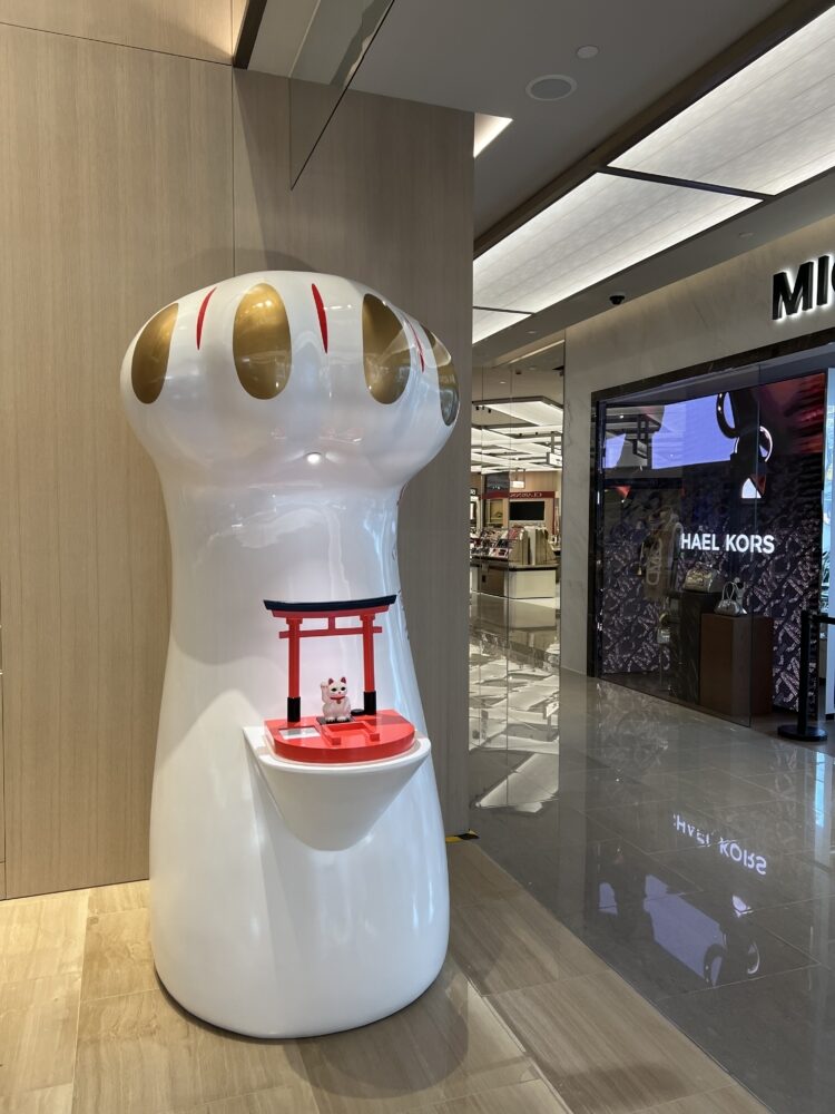 啟德店不同樓層仲設有大型招福貓掌裝置及鳥居印章站!見到記得蓋個印章啊!