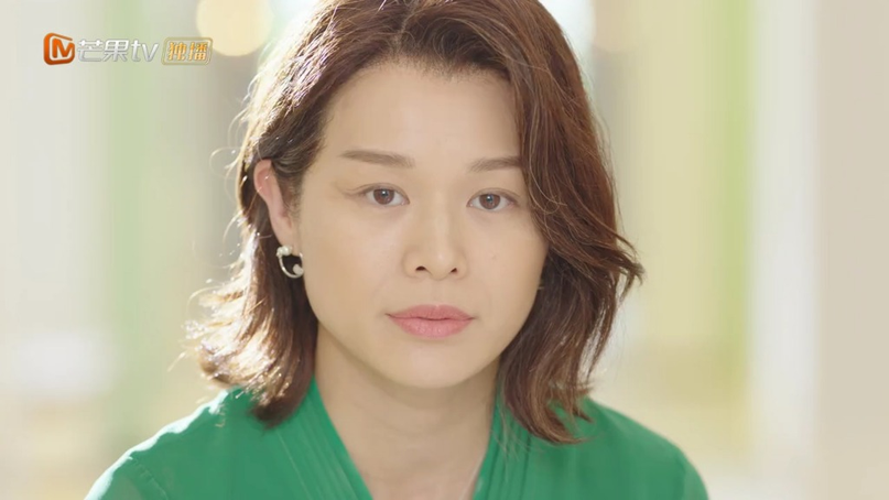 胡杏兒早前在內地電視劇《今生也是第一次》中，就飾演了只比她細8歲的王子文之母