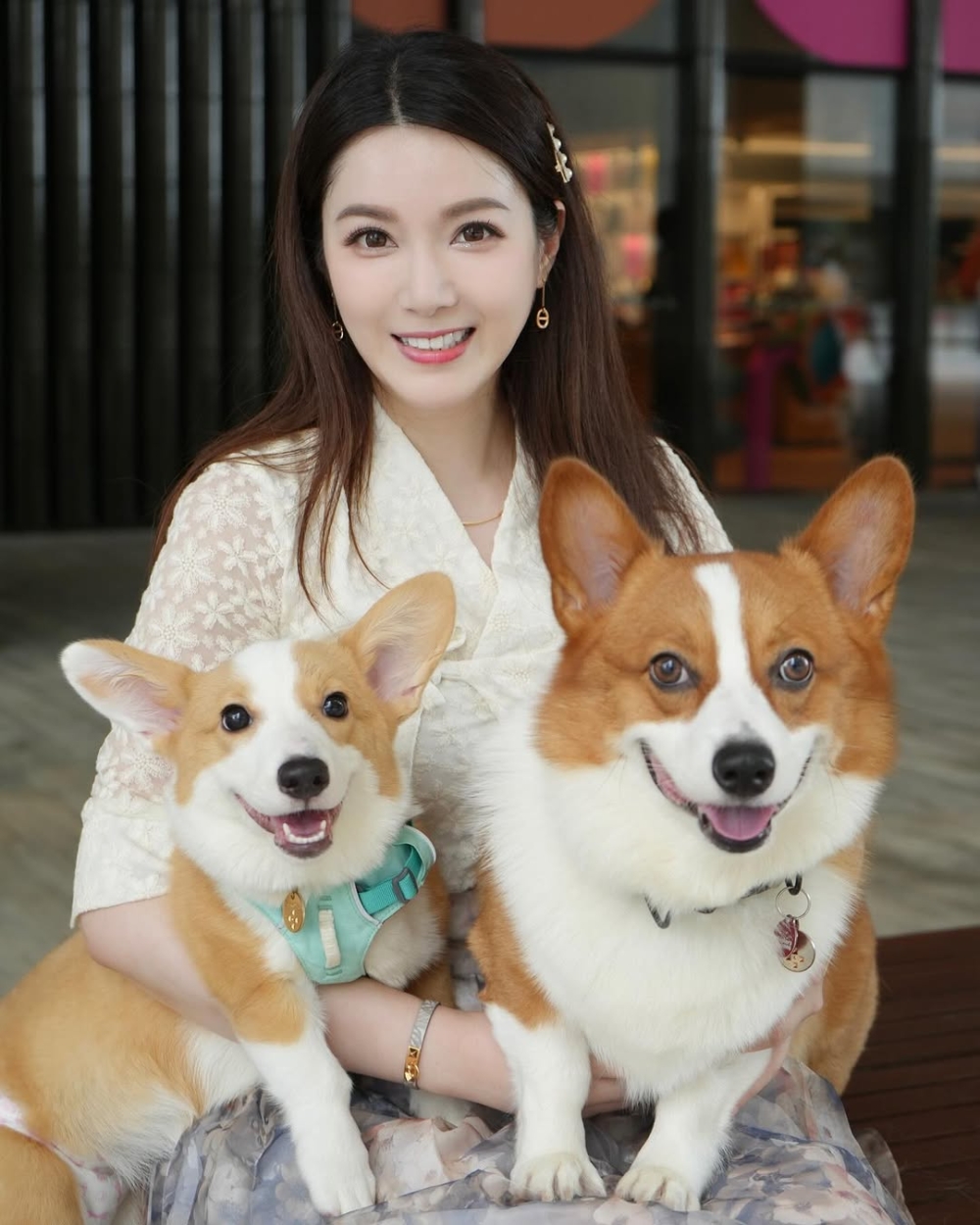 苟芸慧2018年與賽車手男朋友陸漢洋結婚，不過就屢傳婚變