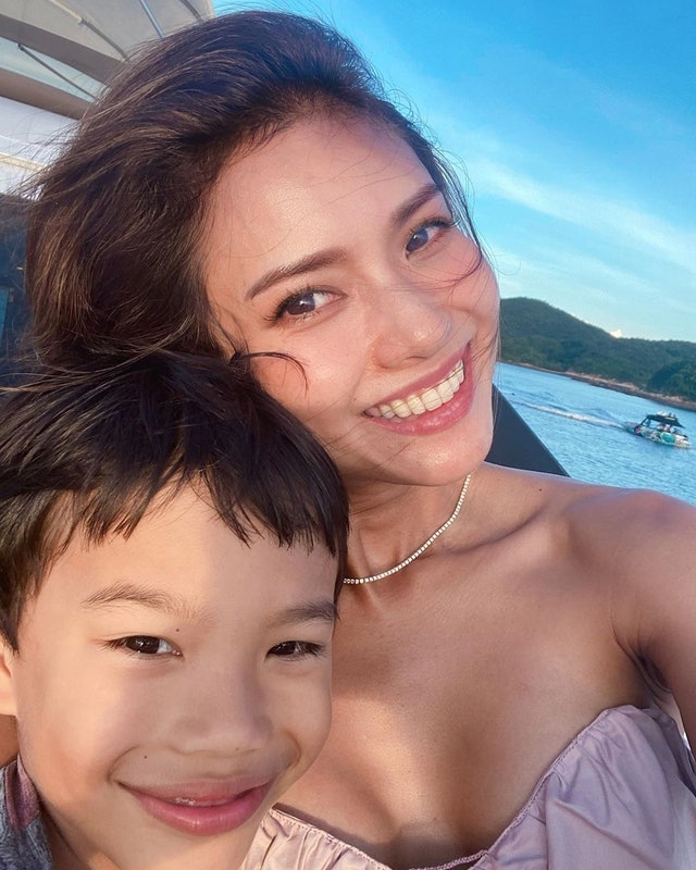 張敬軒:「Rosanne本身都係一位出色歌手﹑亦都係一位好媽媽及我好珍惜嘅朋友。」