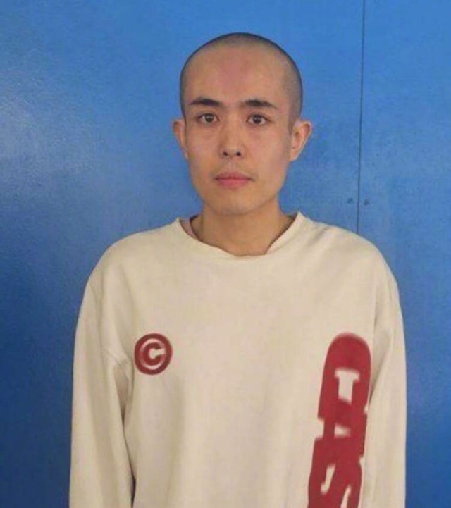 王星獲救後接受採訪時表示，他自己是被欺騙來到泰國從事表演工作，但到達後卻被剃頭。