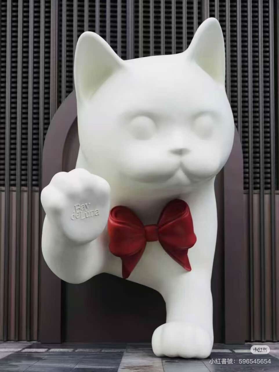 深圳灣萬象城由3個主題區域組成:美學生活區「MIXC COLLECTION」、美食區「MIXC KITCHEN」及藝術空間區「MIXC ARTS」,將商業及藝術融合在一起。