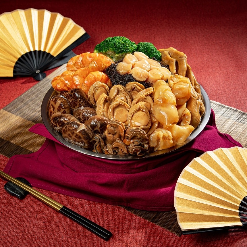 節慶鮑魚盆菜。