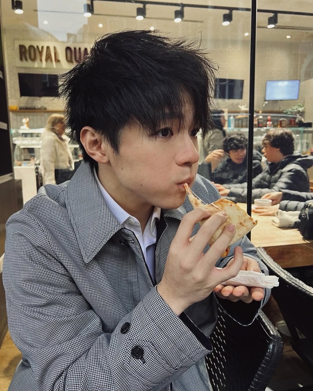 MIRROR Ian(陳卓賢)。