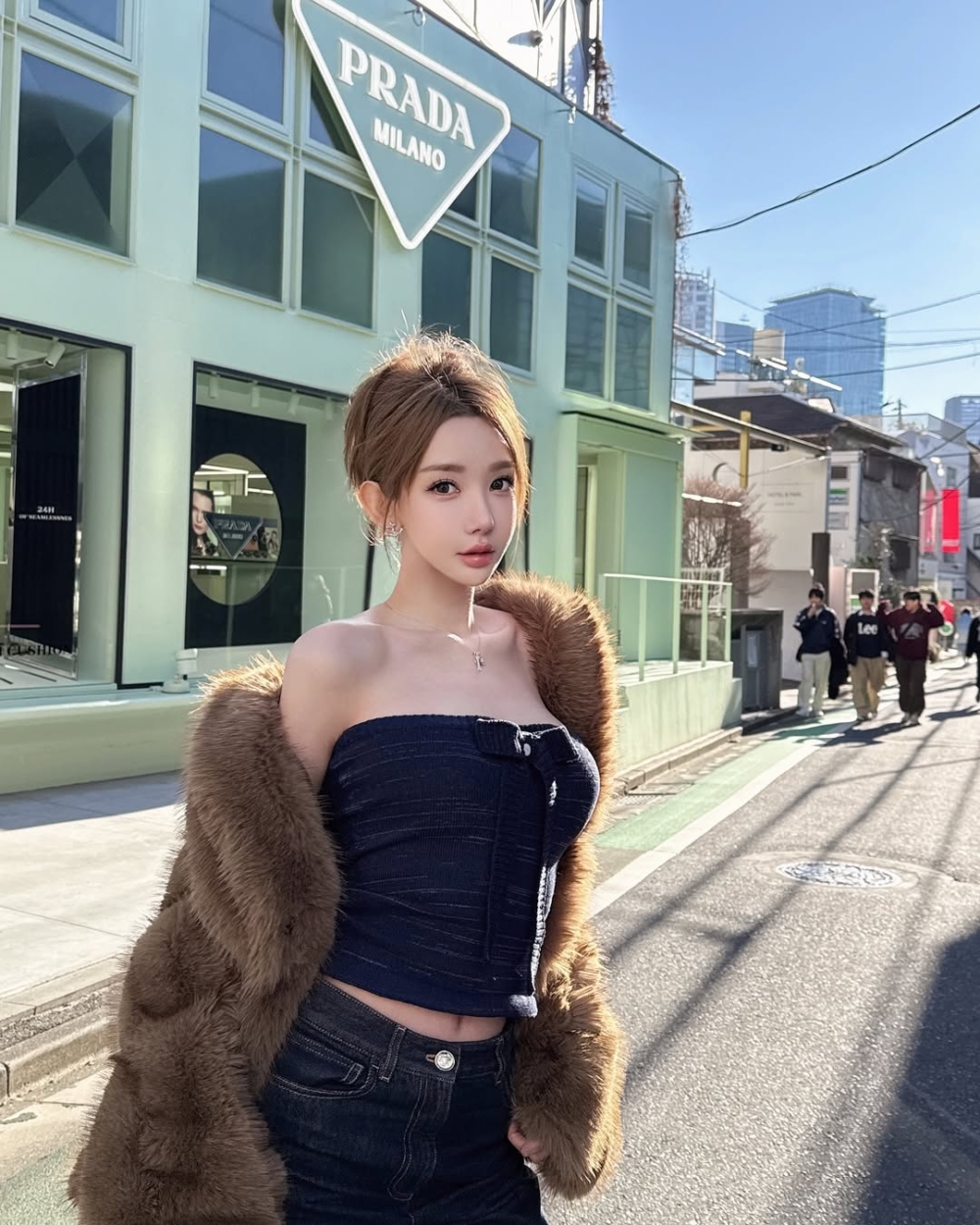 公屋出身的Cammi2022年搬進月租4萬的尖沙咀豪宅