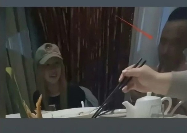 神隱多時的鄭爽近日就被爆出近照