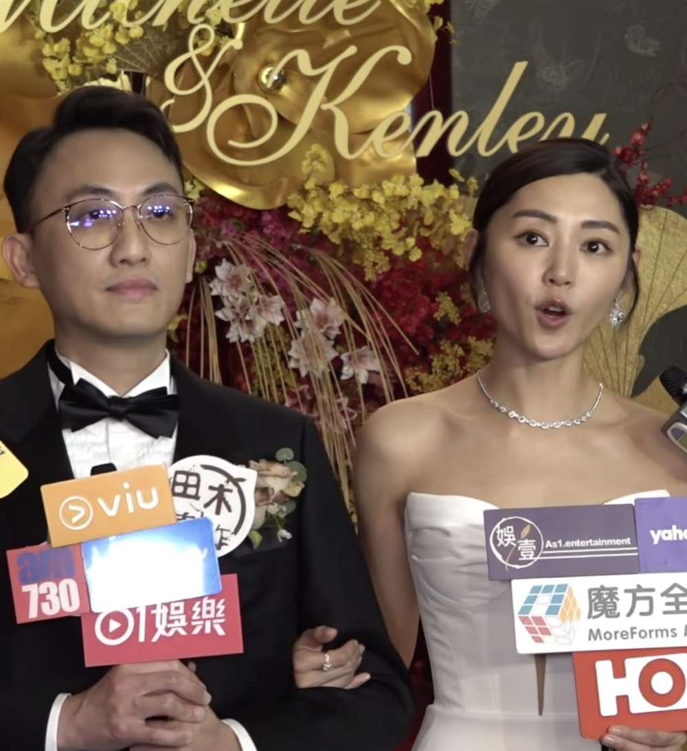 周醫生表示會將收入「上繳中央」，令身旁的衛詩雅聽後非常開心