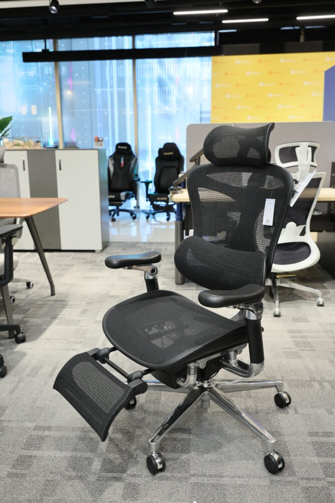 約港幣3,939元（約¥3,649）