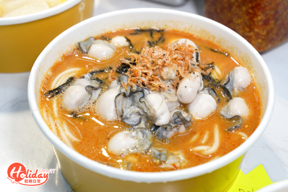當中必食人氣爆燈的蚵仔特濃擔擔麵，$40一碗好抵食！