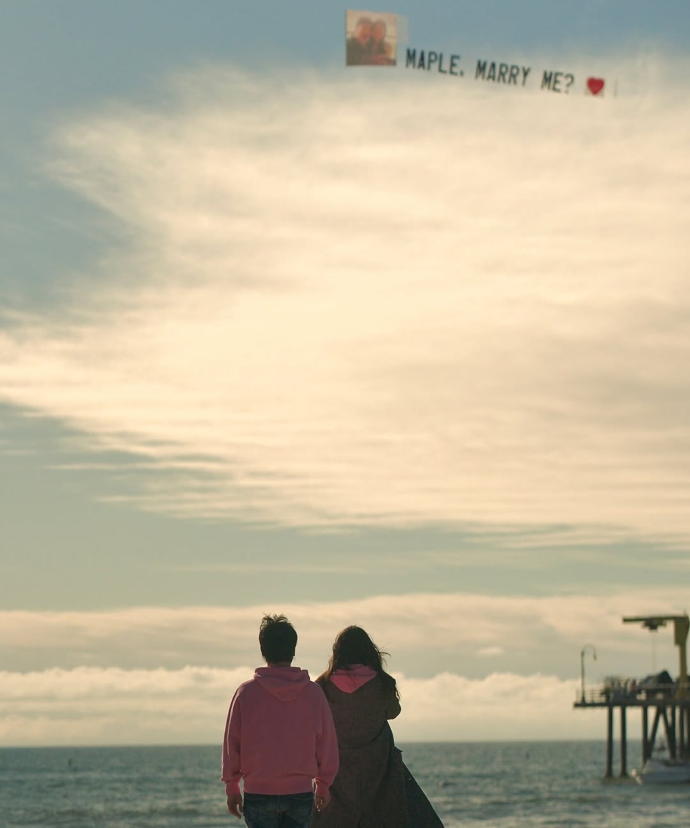 現年44歲的方力申與少14歲的葉萱（Maple）拍拖一年多，今日情人節（14日）終於宣布喜訊