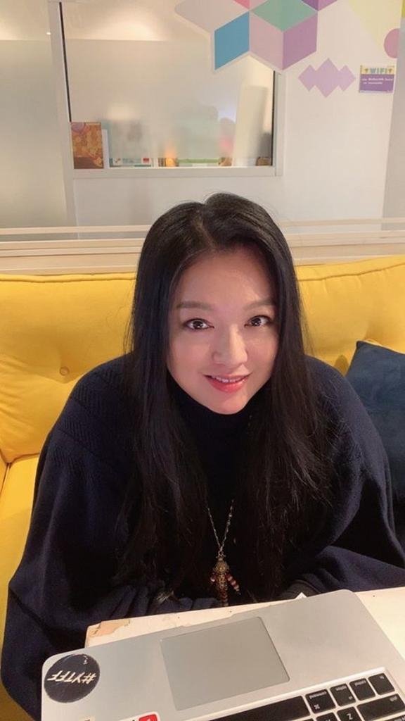 現年47歲的李珊珊早年曾患上驚恐症，神隱多時近日終於復出幕前